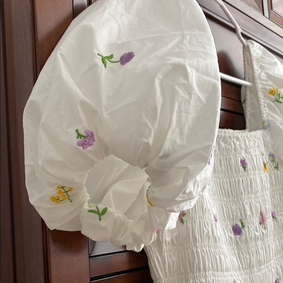 English Factory White Puff Sleeve Dress - Picture 7 of 12